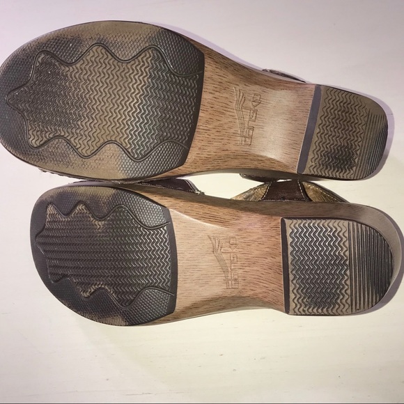 SOLD-Dansko Platform Brown Leather Sandals - Picture 5 of 8